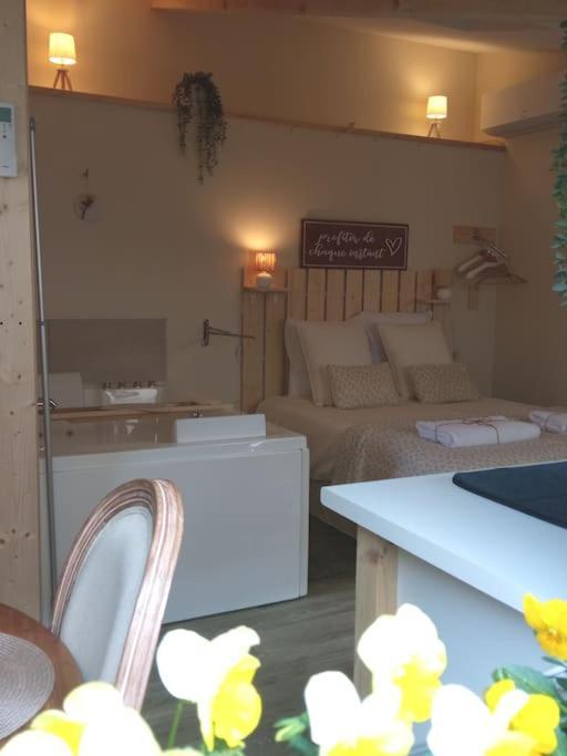 L'Atelier Des Reves Un Moment Magique Spa Prive Beaune  Bagian luar foto